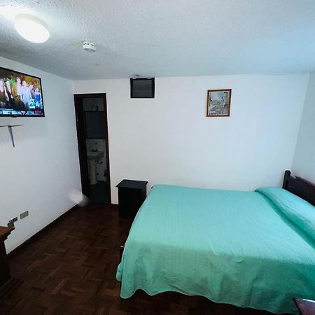 Hotel Estrellita Inn Alameda Кито Экстерьер фото
