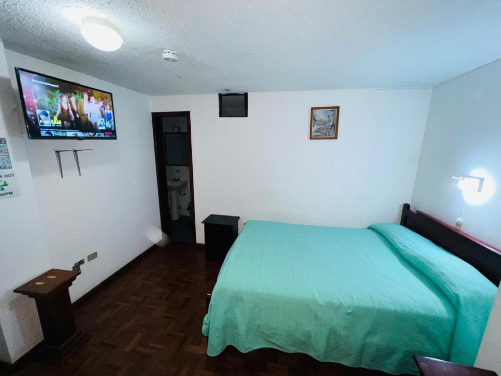 Hotel Estrellita Inn Alameda Кито Экстерьер фото