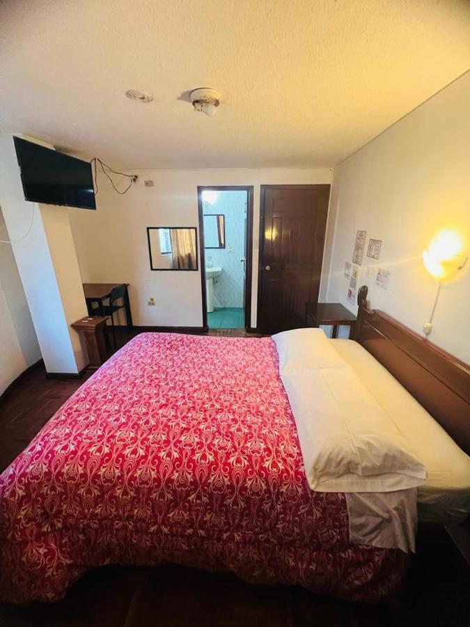 Hotel Estrellita Inn Alameda Кито Экстерьер фото
